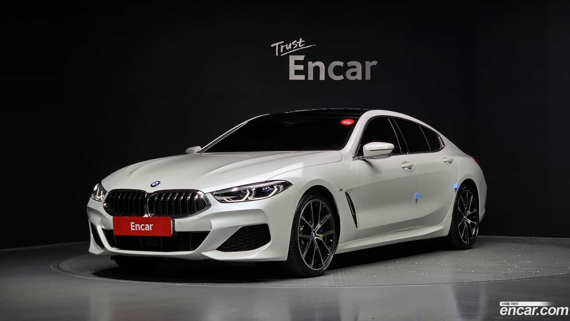 8-Series BMW 2021.1-OUTER-001
