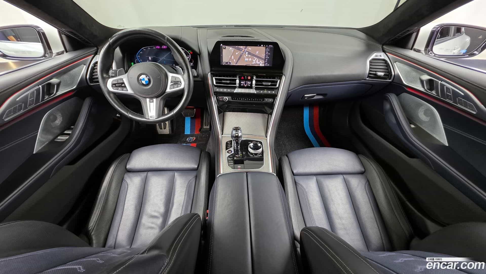 8-Series BMW 2021.1-INNER-007