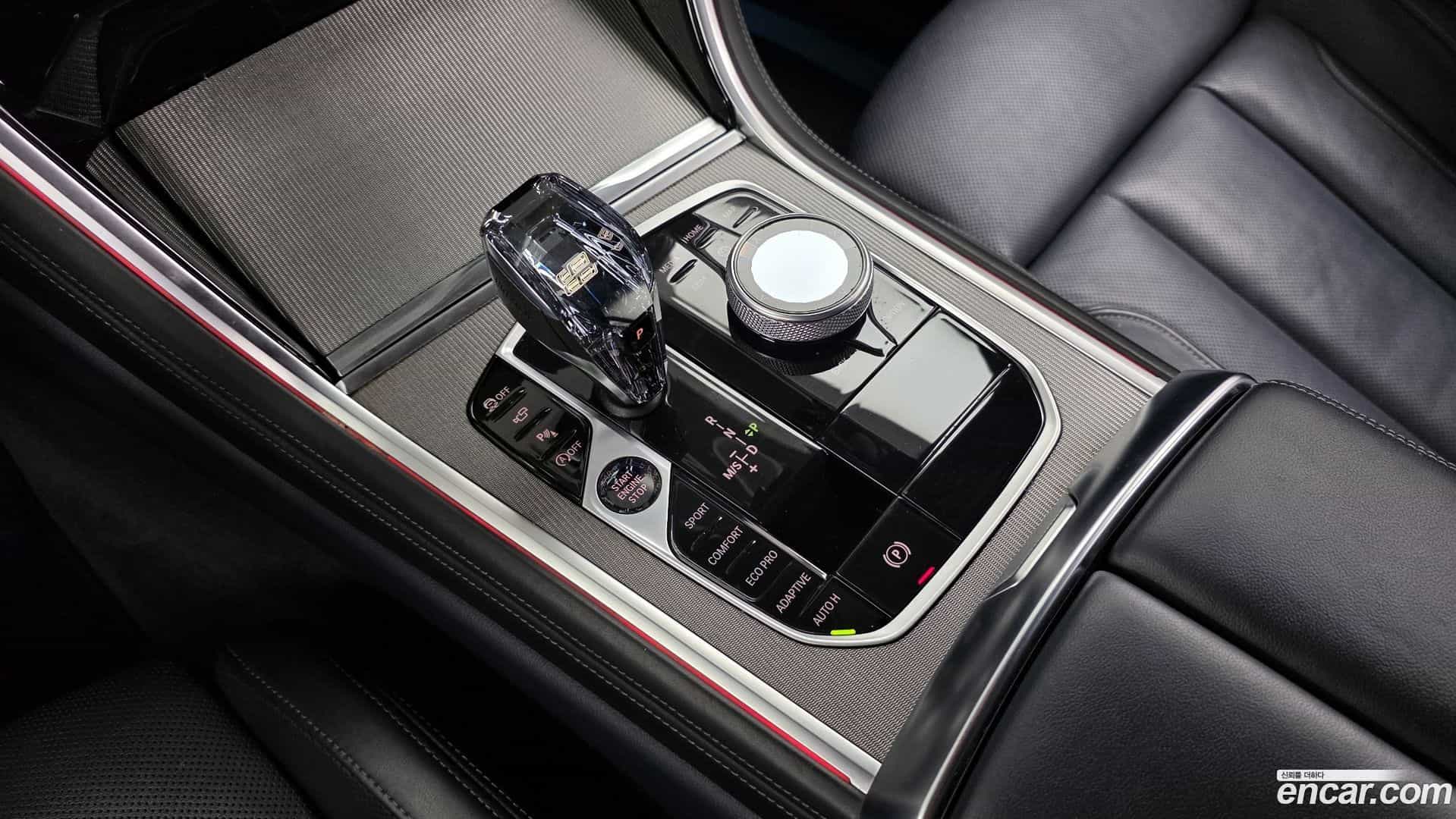 8-Series BMW 2021.1-INNER-009