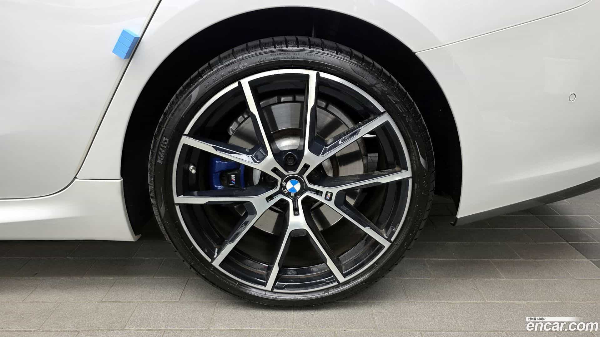 8-Series BMW 2021.1-OUTER-031