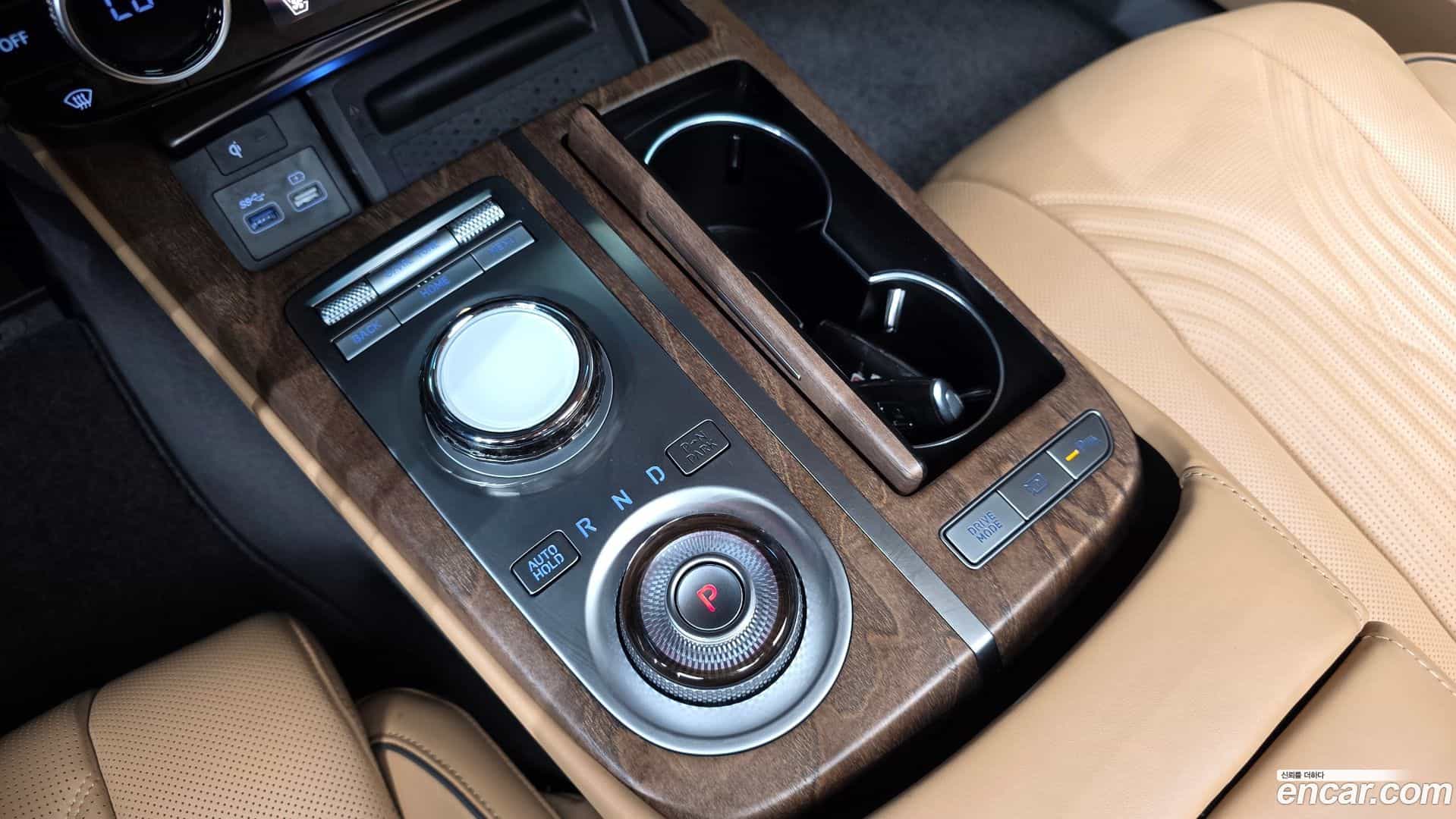 G80 Genesis 2023.3-INNER-009