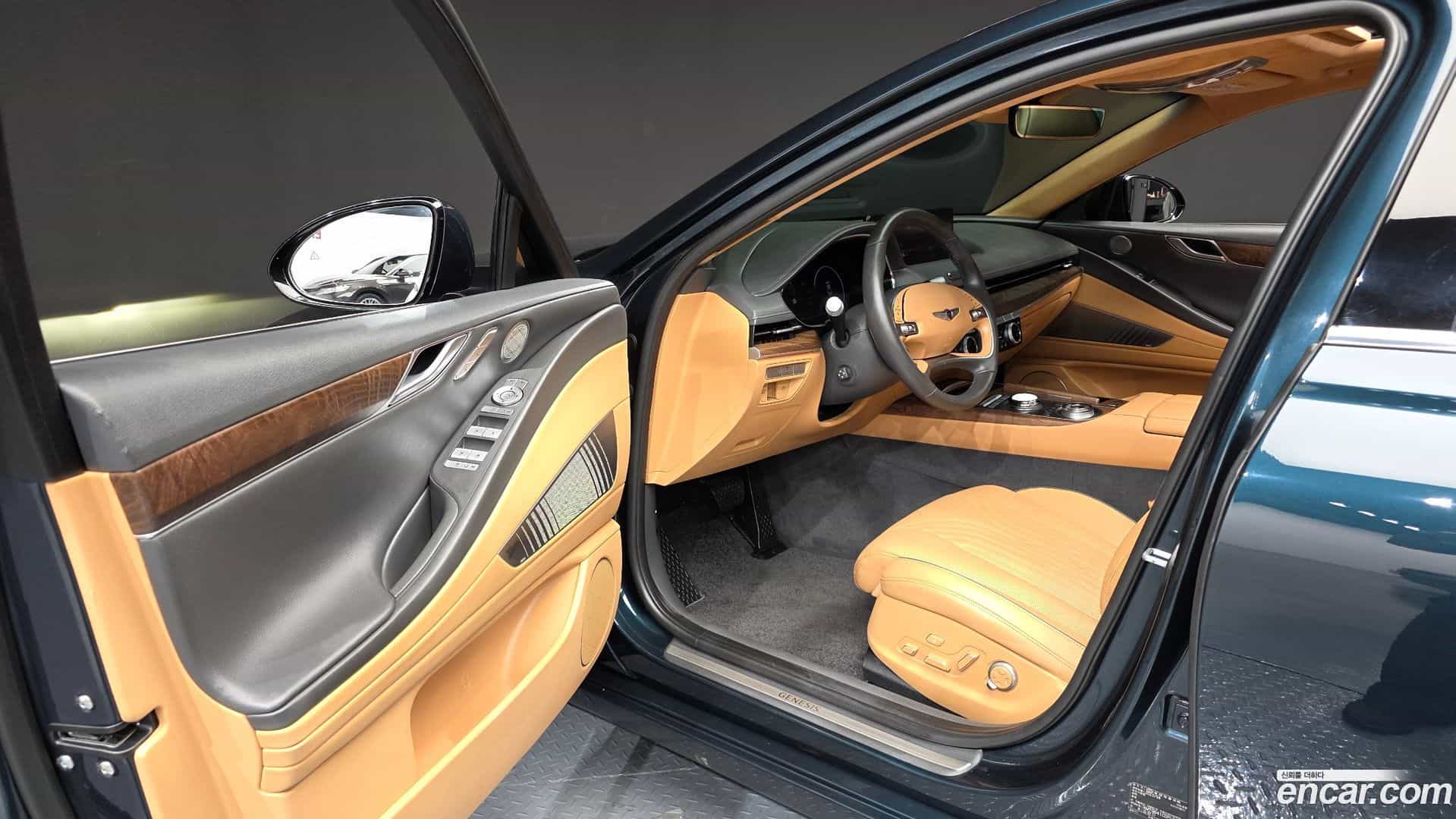 G80 Genesis 2023.3-INNER-010