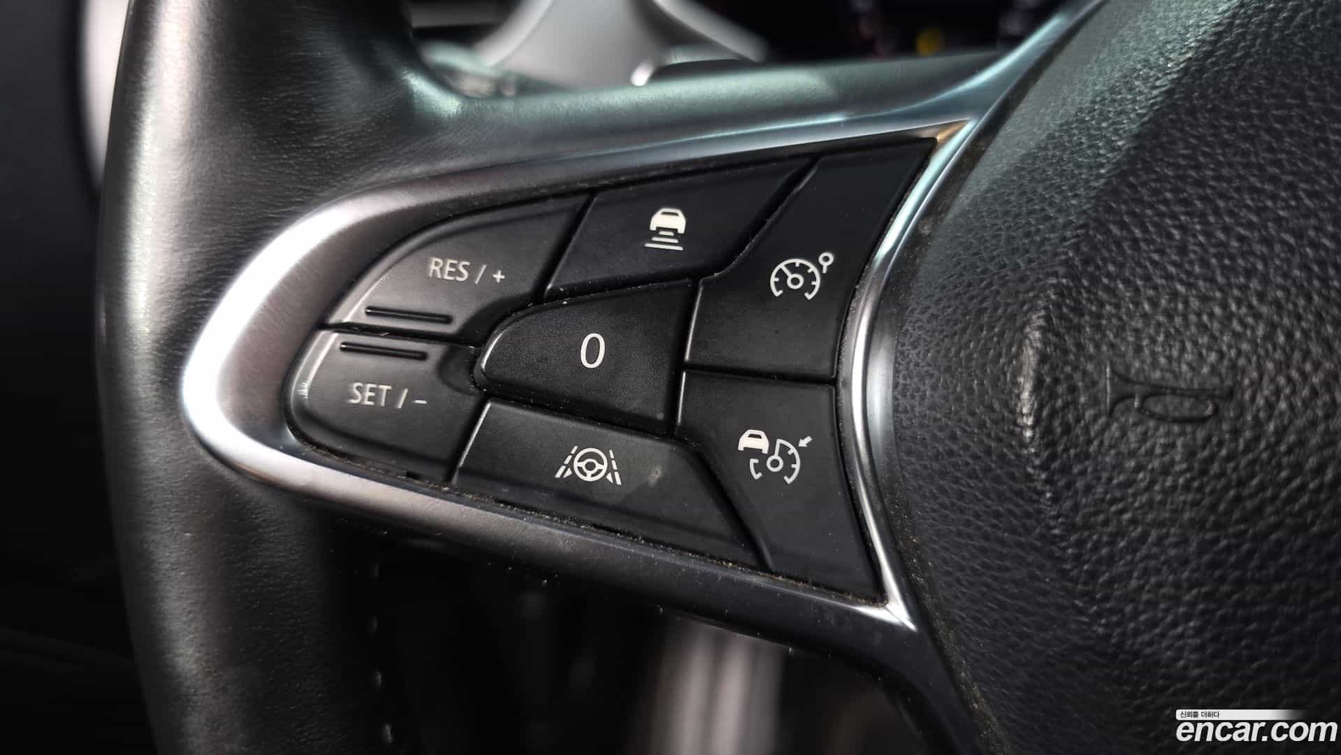 XM3 Renault Korea 2022.5-OPTION-023