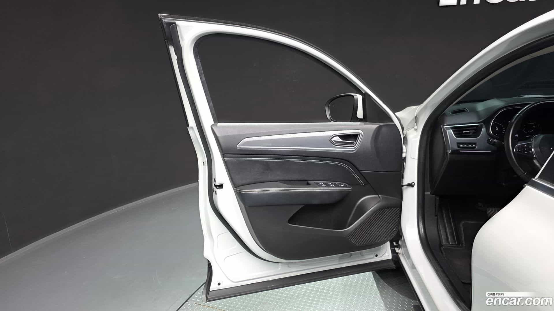 XM3 Renault Korea 2022.5-INNER-034