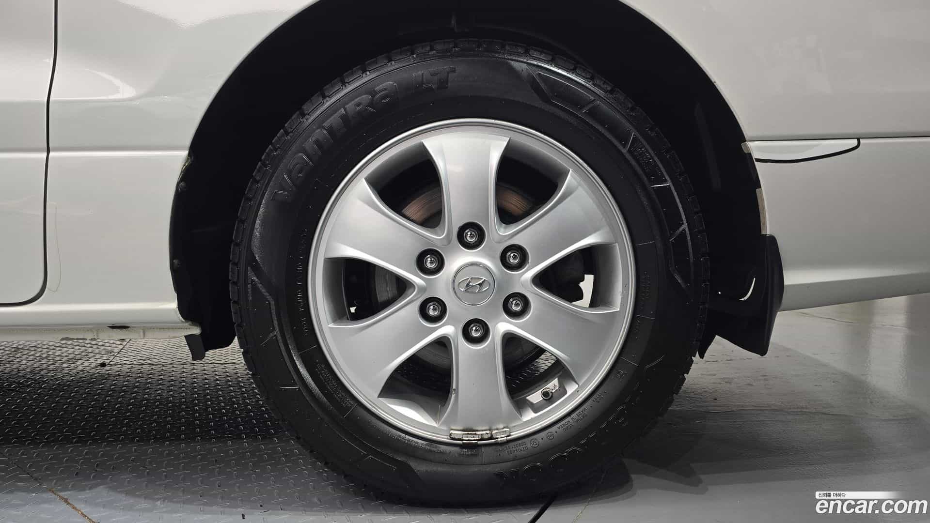 Starex Hyundai 2018.0-OUTER-031