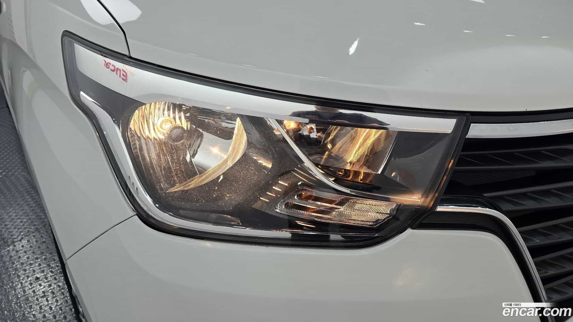 Starex Hyundai 2018.0-OUTER-032
