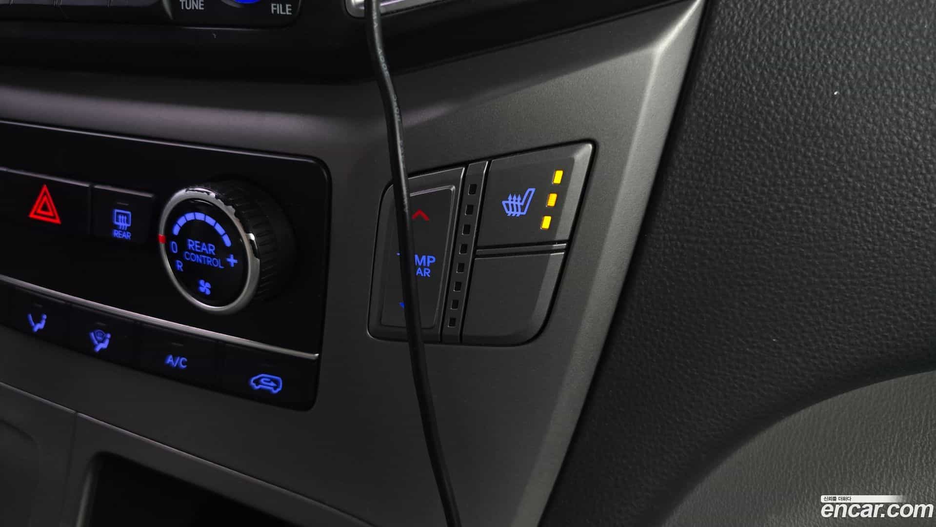 Starex Hyundai 2018.0-OPTION-040