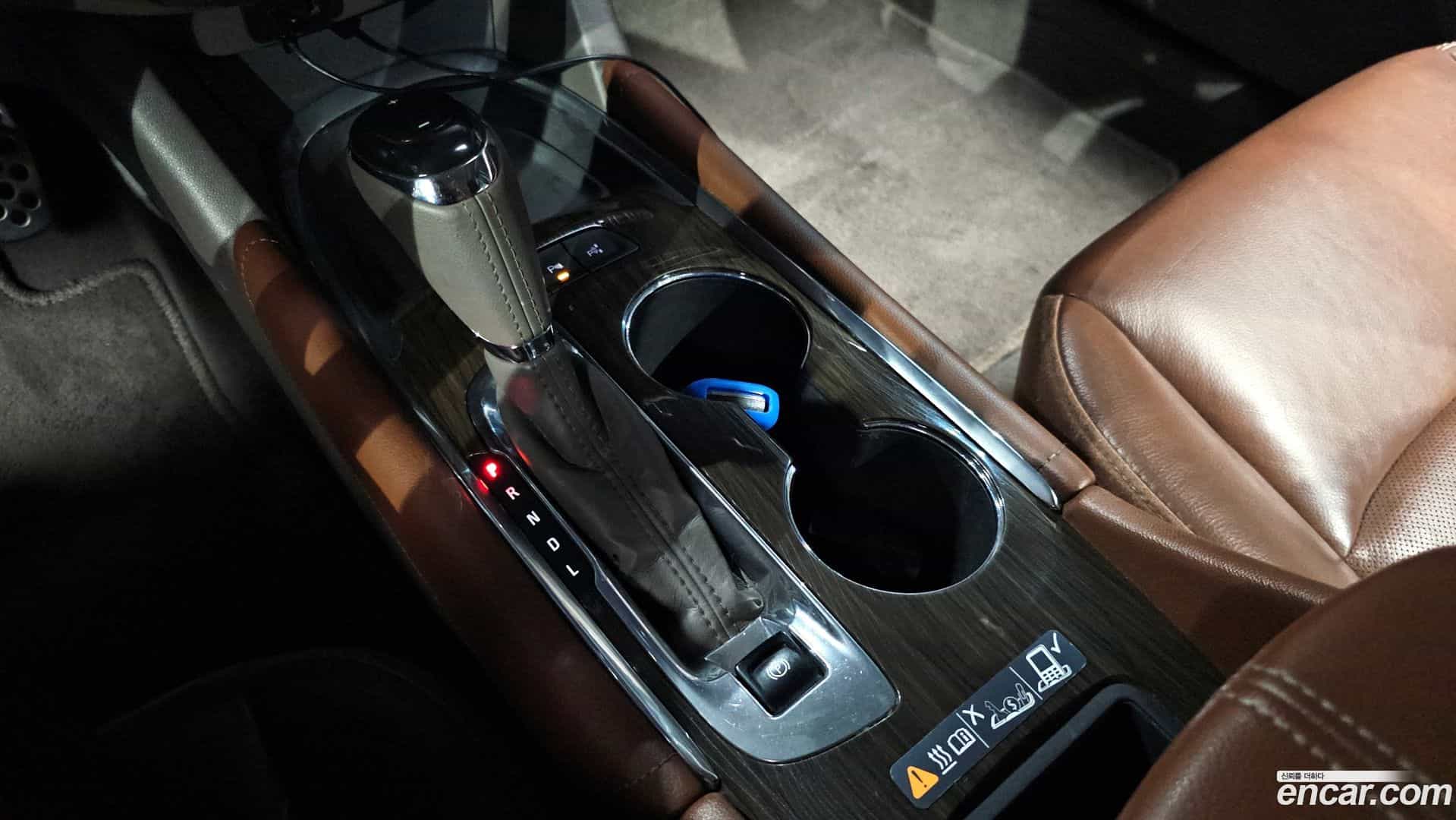 Malibu Chevrolet 2017.4-INNER-009