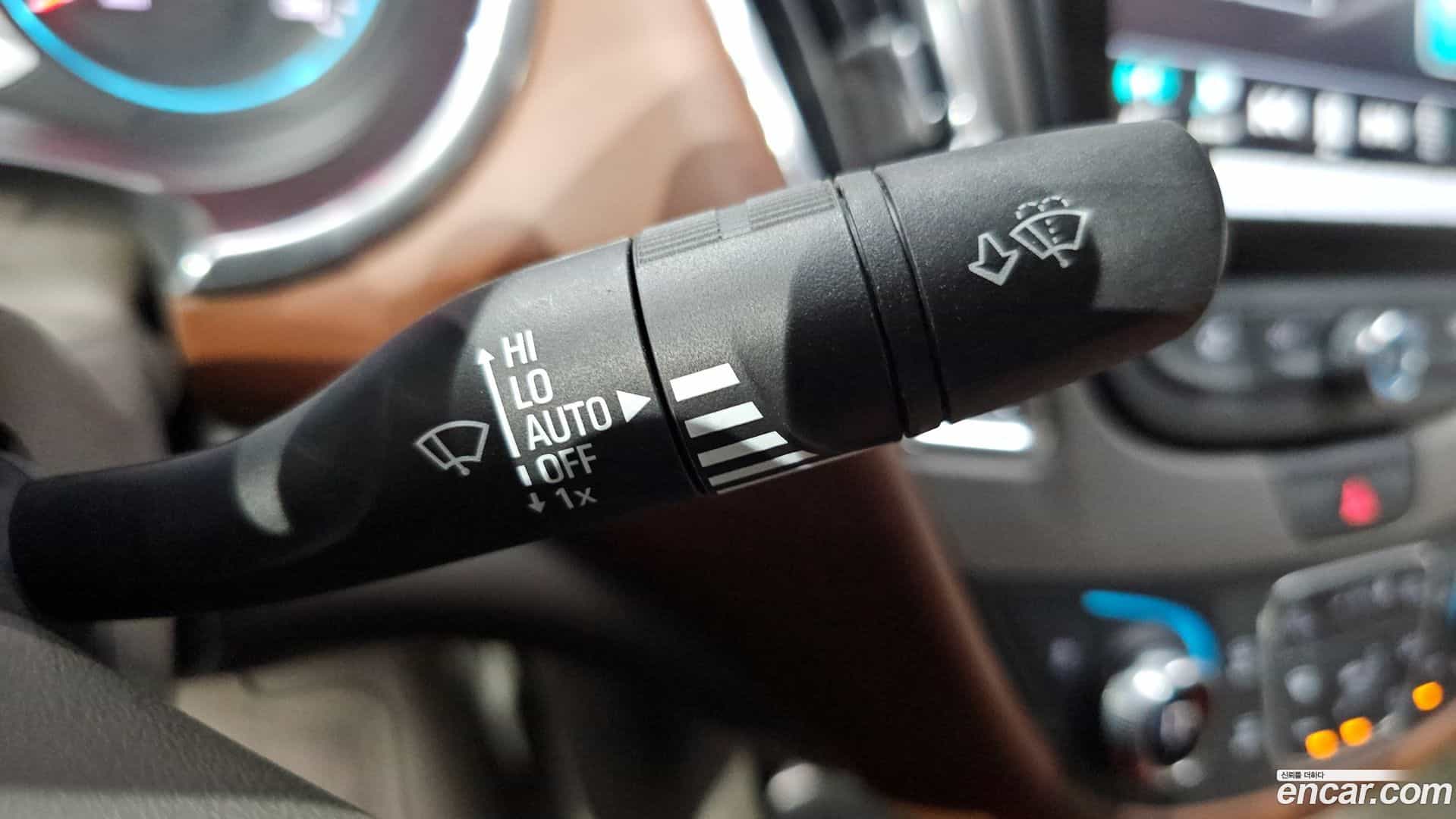 Malibu Chevrolet 2017.4-OPTION-041
