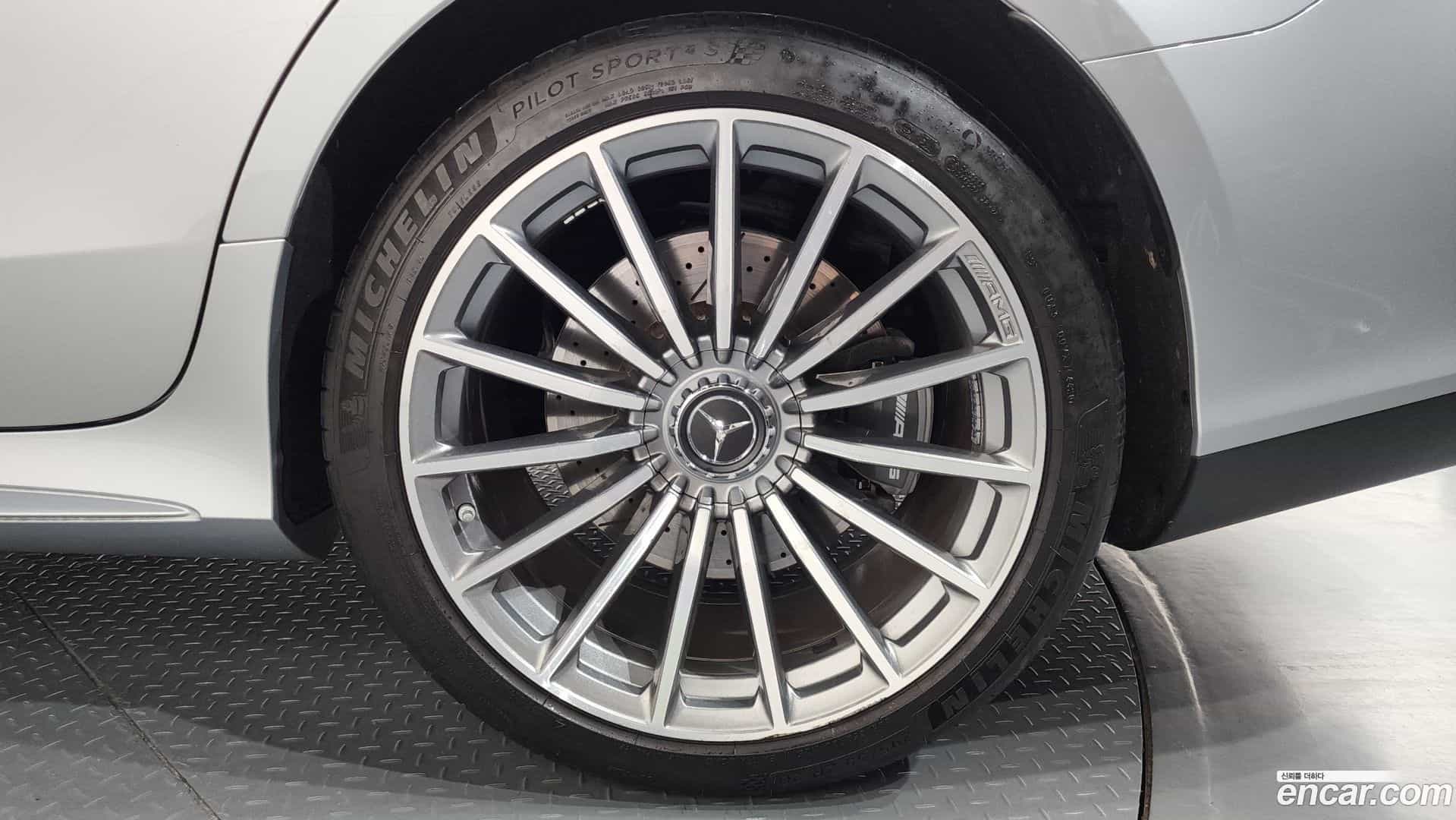 AMG GT Mercedes-Benz 2021.4-OUTER-031
