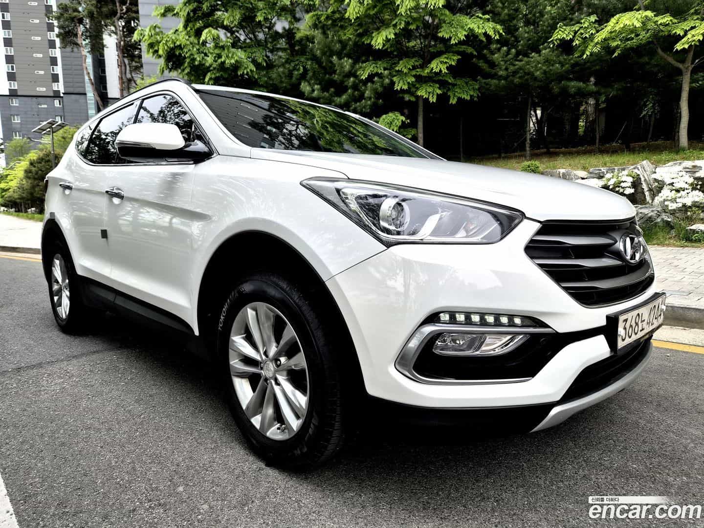 Santafe Hyundai 2016.4-OUTER-003