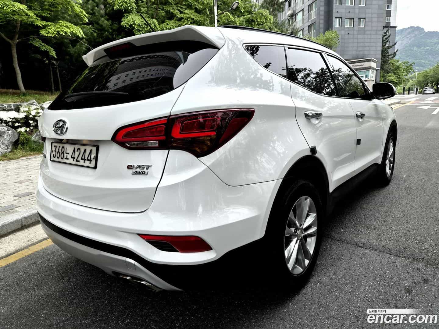 Santafe Hyundai 2016.4-OUTER-004
