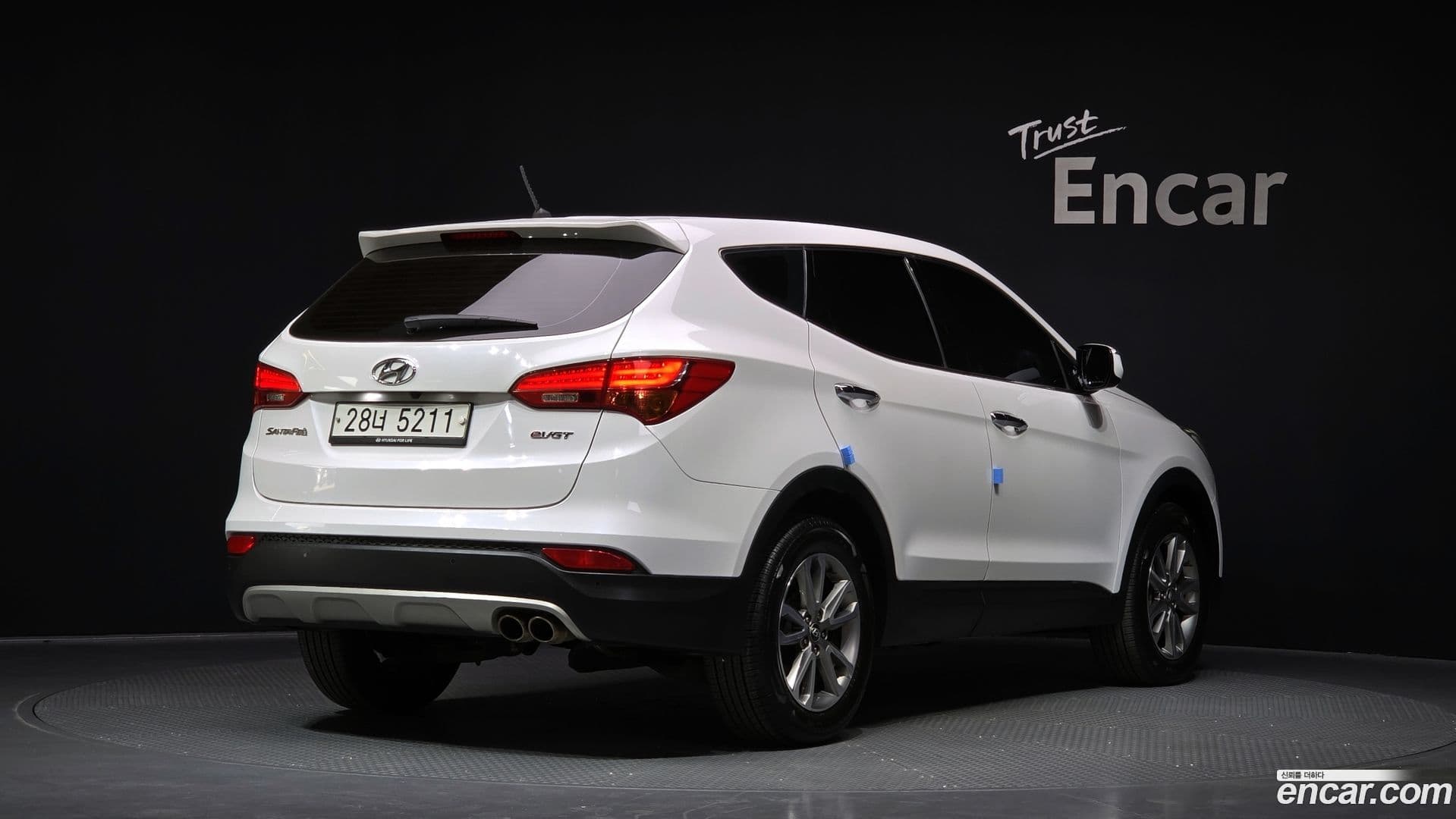 Main__Slider__Photo:Santafe Hyundai 2014.0-1
