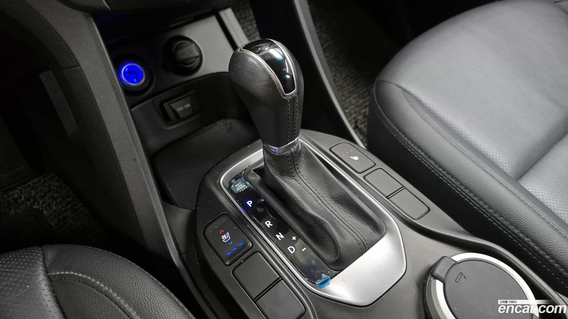 Santafe Hyundai 2014.0-INNER-009
