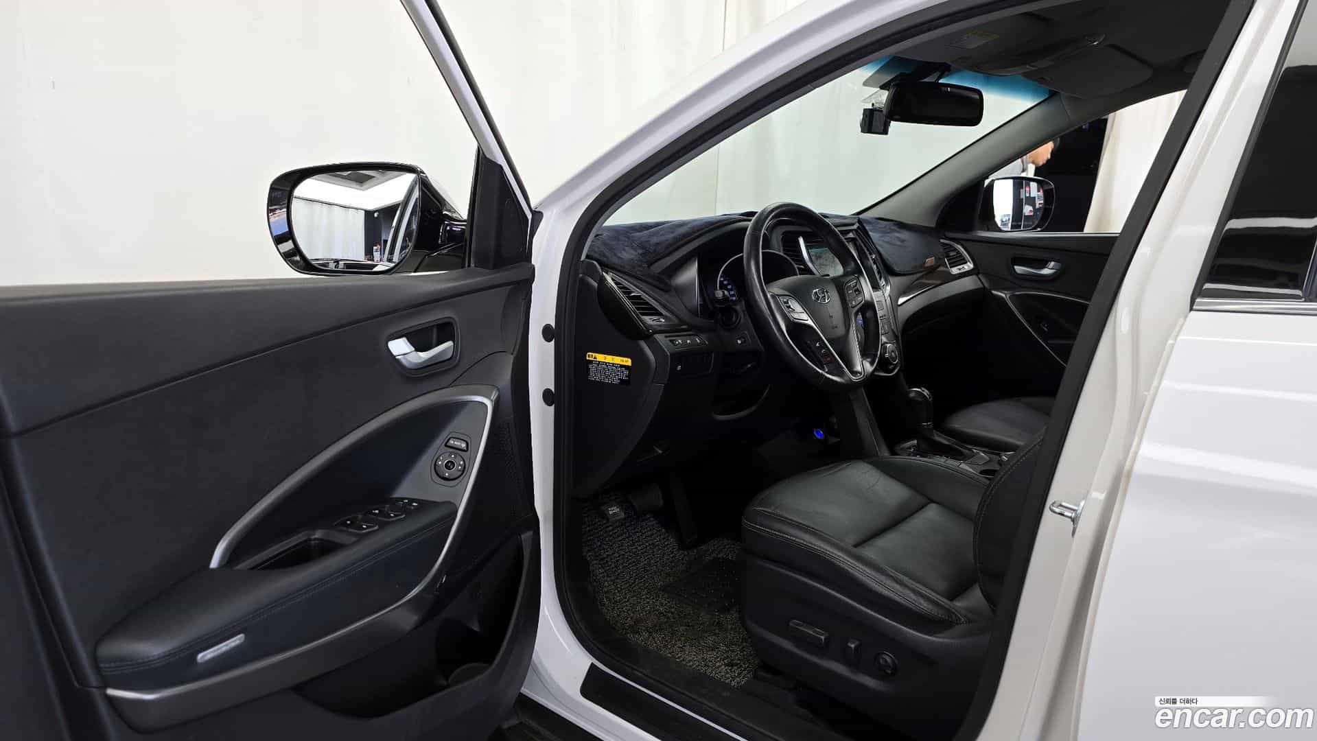 Santafe Hyundai 2014.0-INNER-010