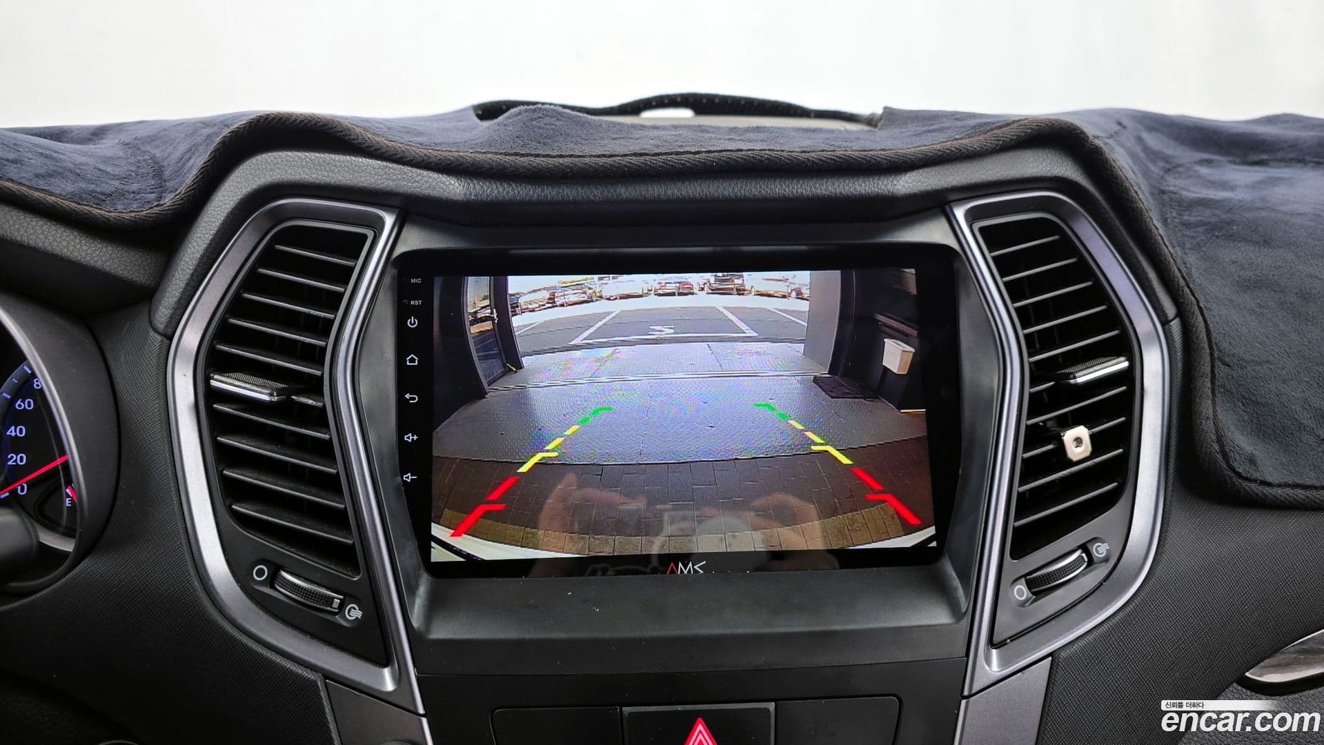 Main__Slider__Photo:Santafe Hyundai 2014.0-14