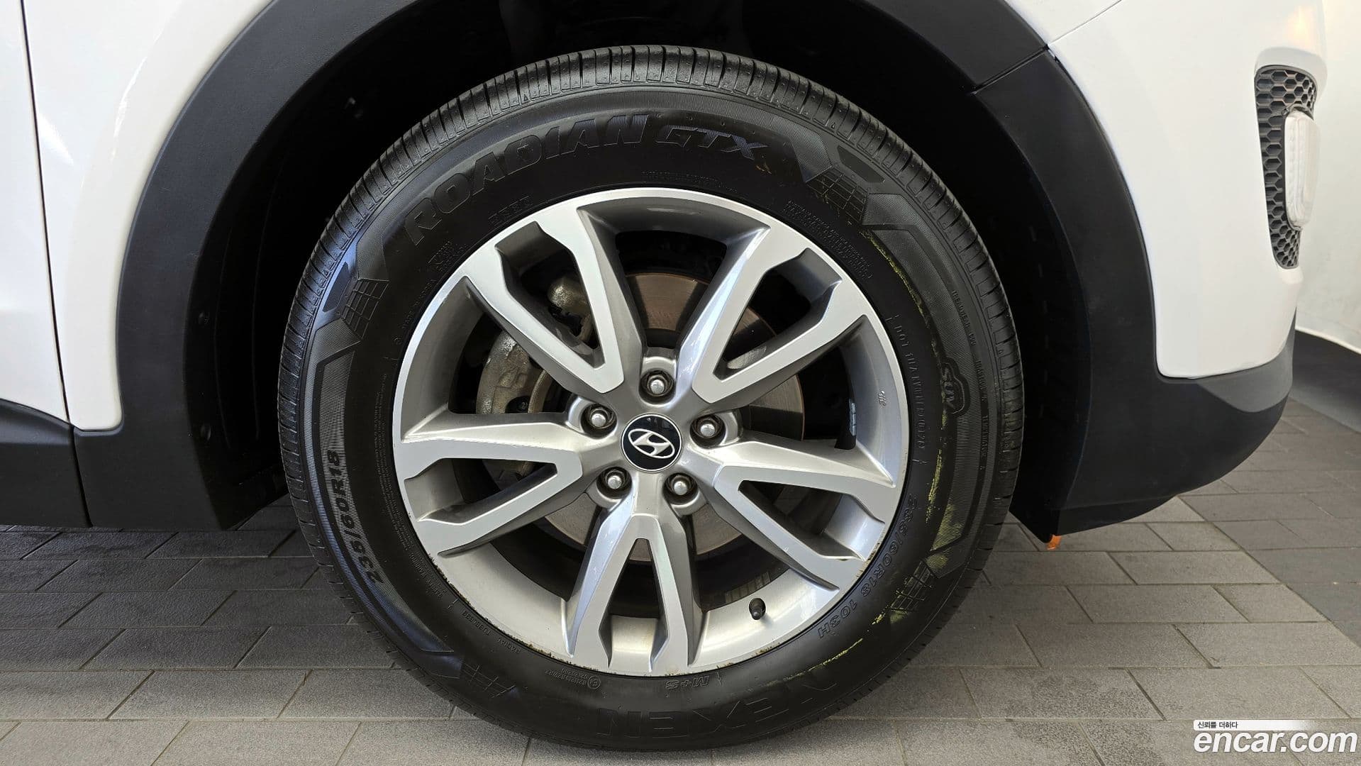 Main__Slider__Photo:Santafe Hyundai 2014.0-20
