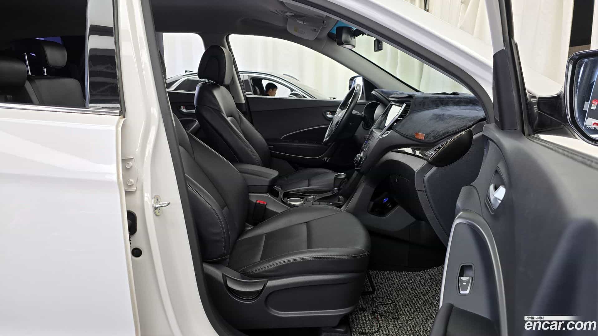 Santafe Hyundai 2014.0-INNER-036