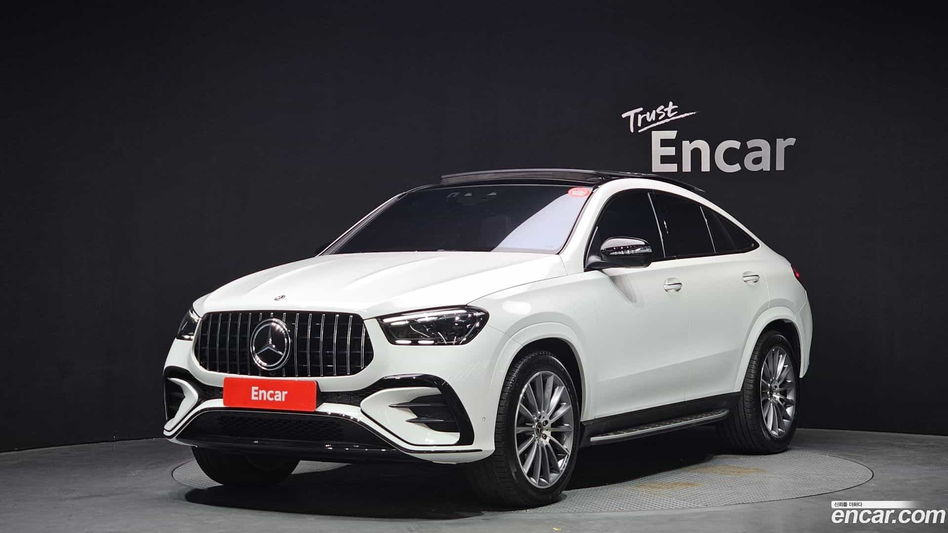 GLE-Class Mercedes-Benz 2023.11-OUTER-001