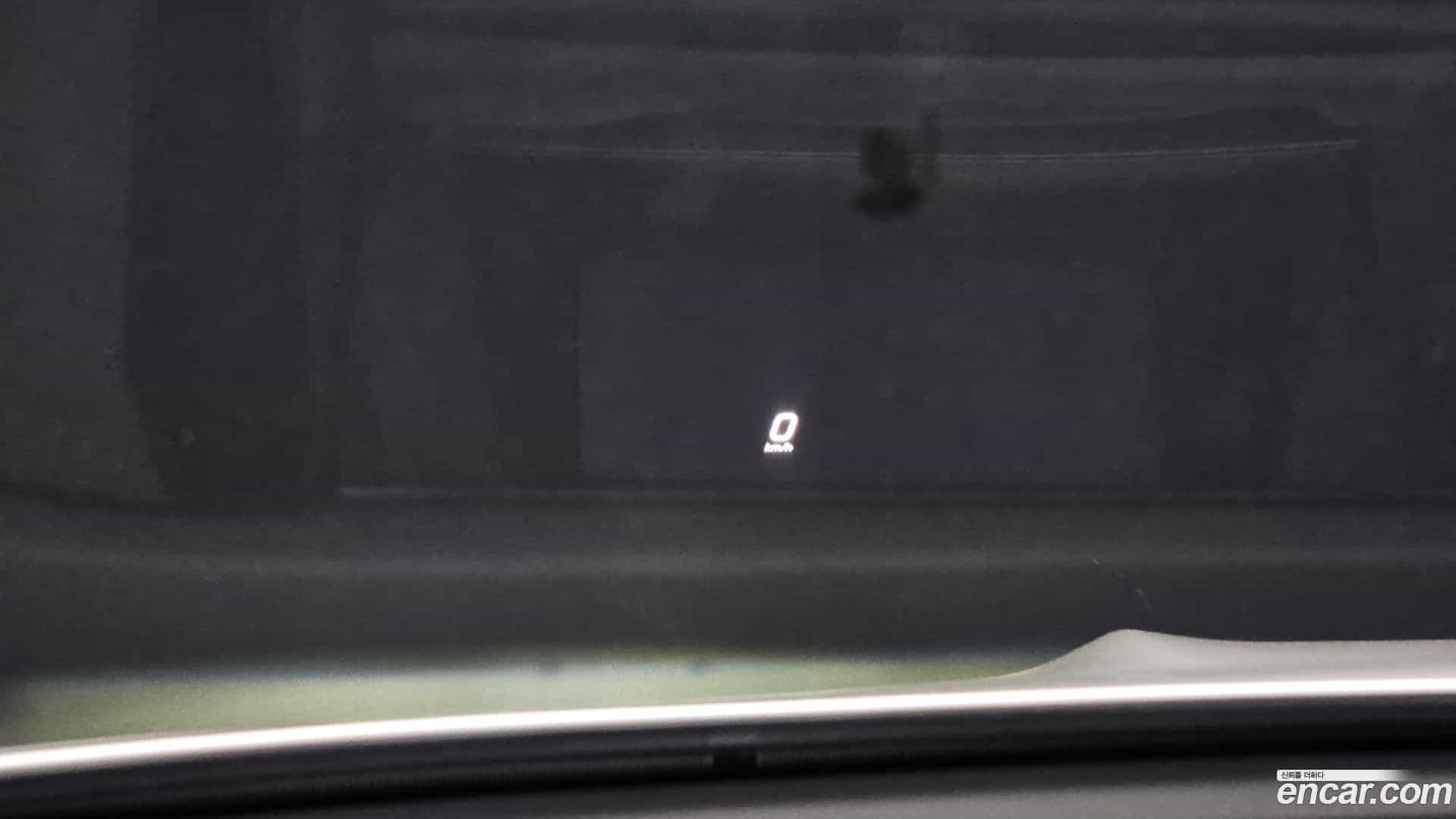 GLE-Class Mercedes-Benz 2023.11-OPTION-022