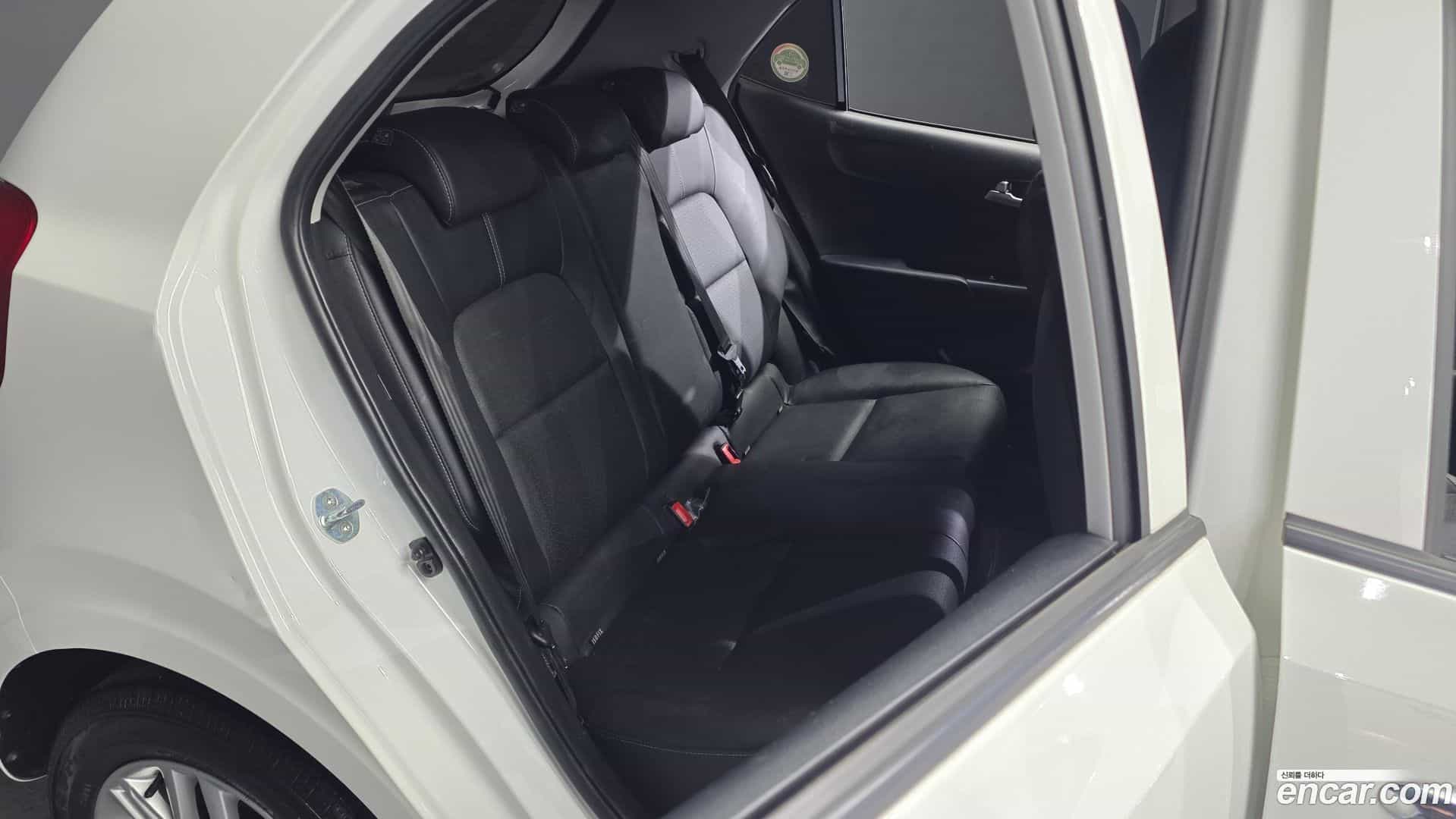morning Kia 2022.1-INNER-036