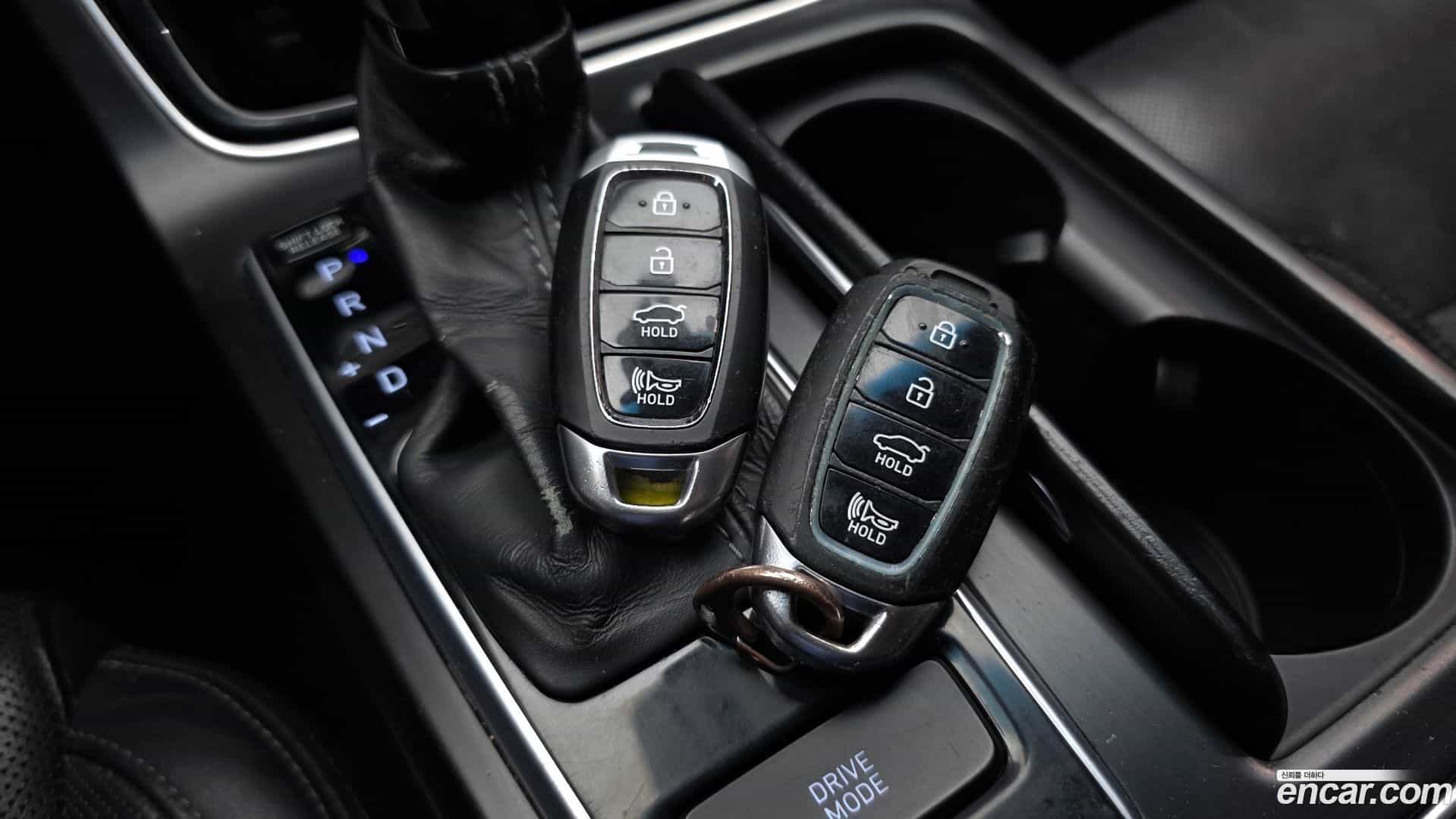 Grandeur Hyundai 2017.4-OPTION-040