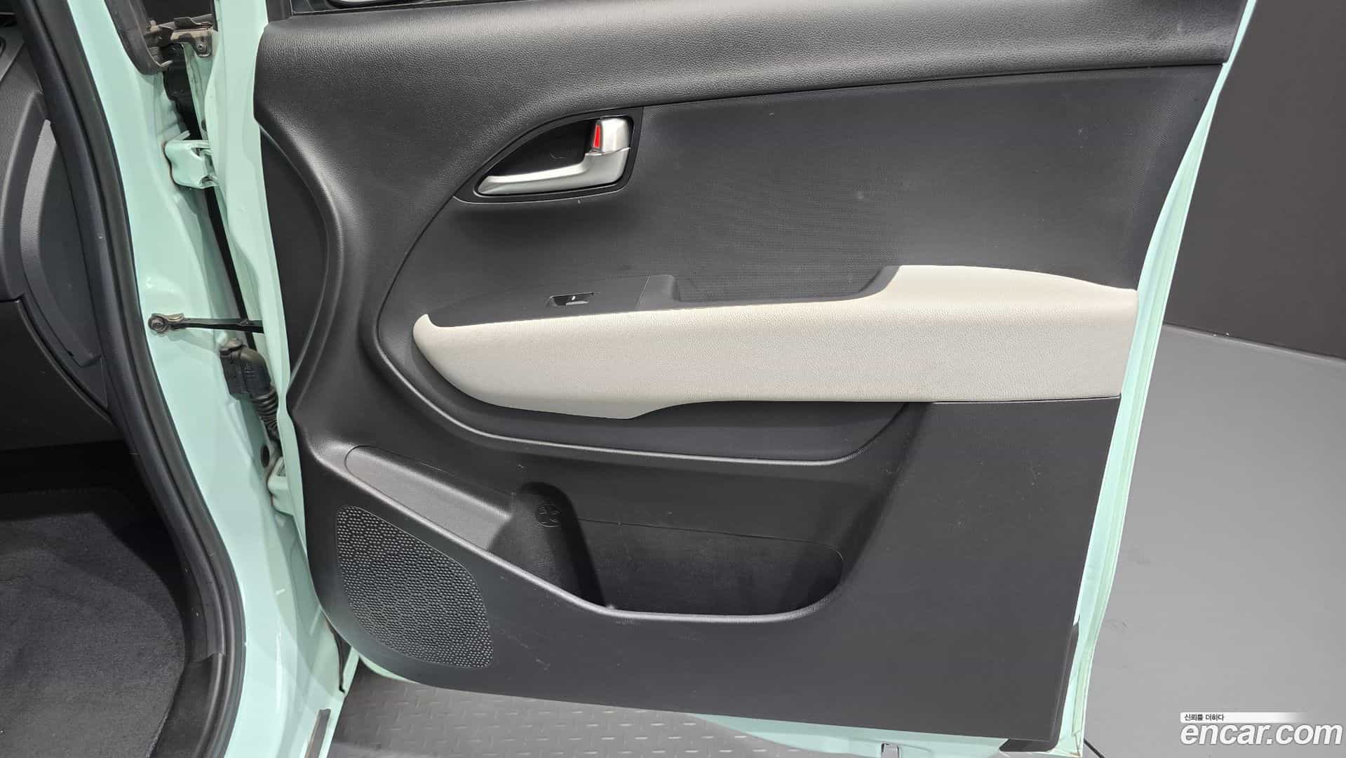 RAY Kia 2023.8-INNER-034