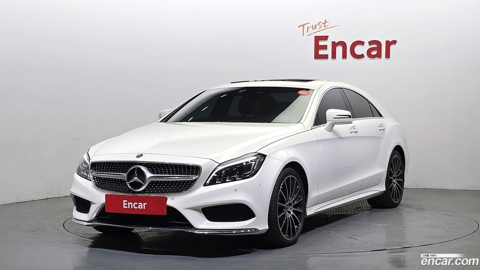 Main__Slider__Photo:CLS-Class Mercedes-Benz 2017.5-0