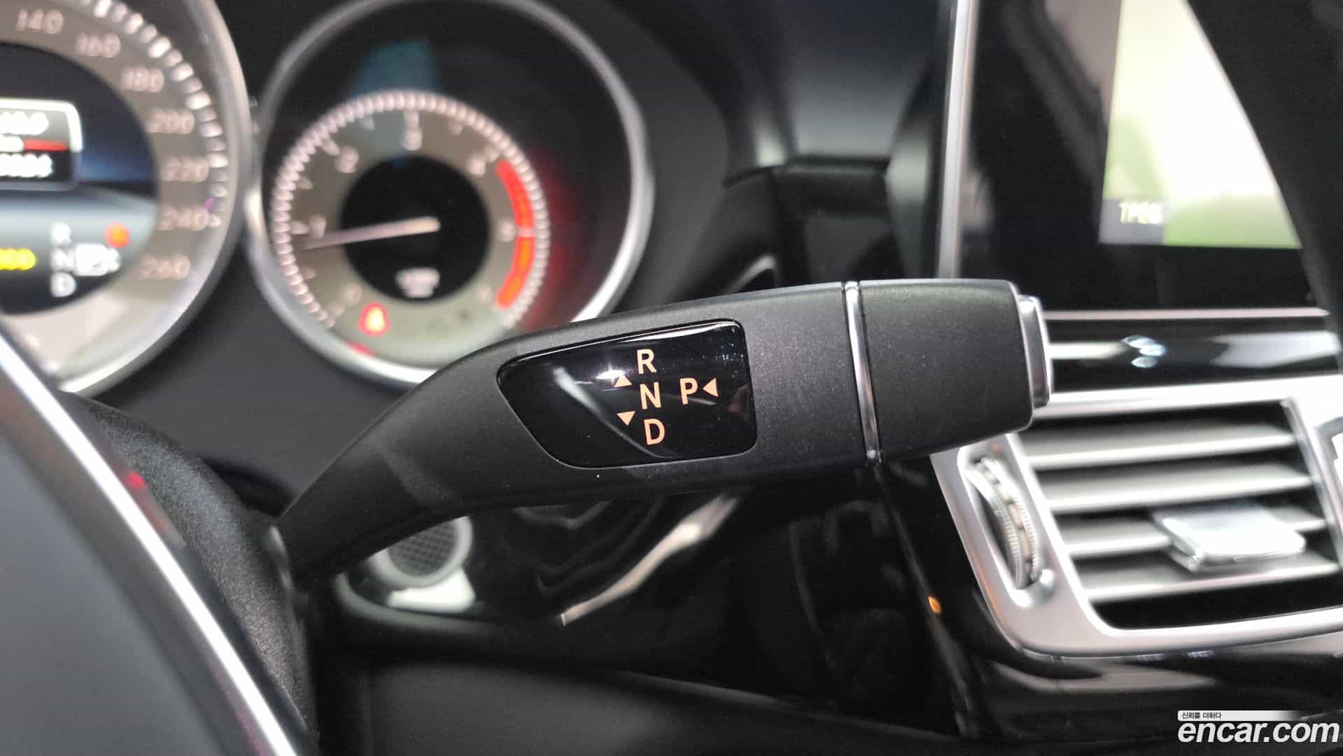 CLS-Class Mercedes-Benz 2017.5-INNER-009