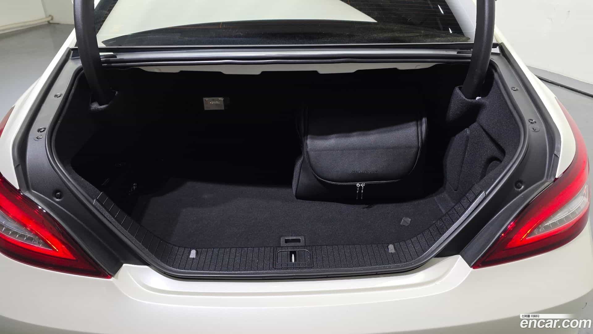 CLS-Class Mercedes-Benz 2017.5-OPTION-043