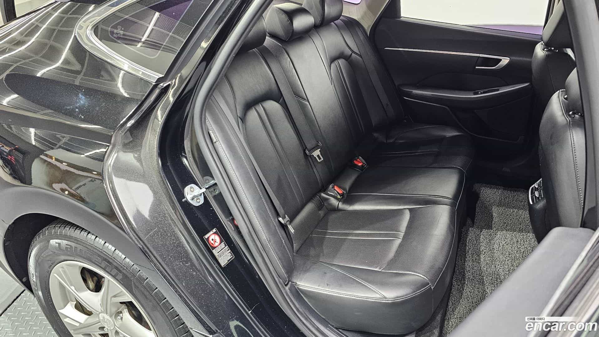 Sonata Hyundai 2019.3-OPTION-015