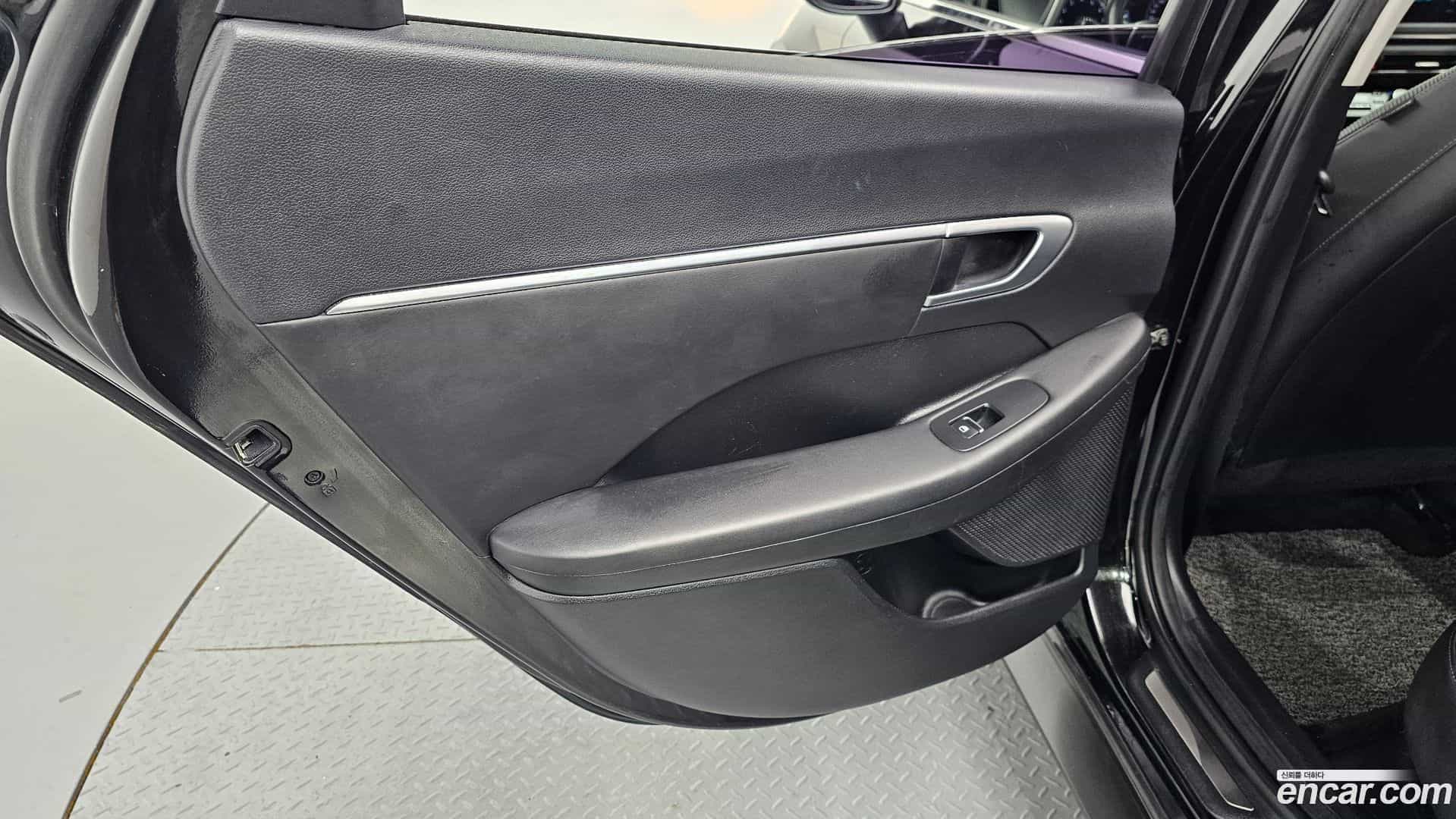 Sonata Hyundai 2019.3-INNER-035