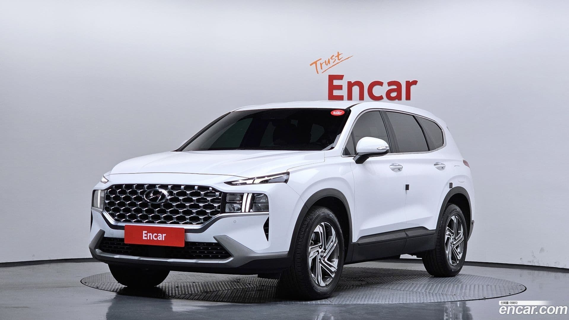 Main__Slider__Photo:Santafe Hyundai 2020.10-0
