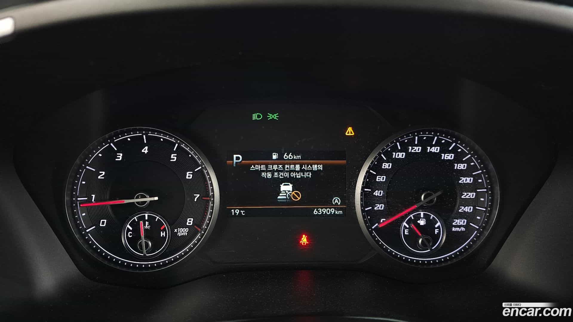 Santafe Hyundai 2020.10-INNER-008