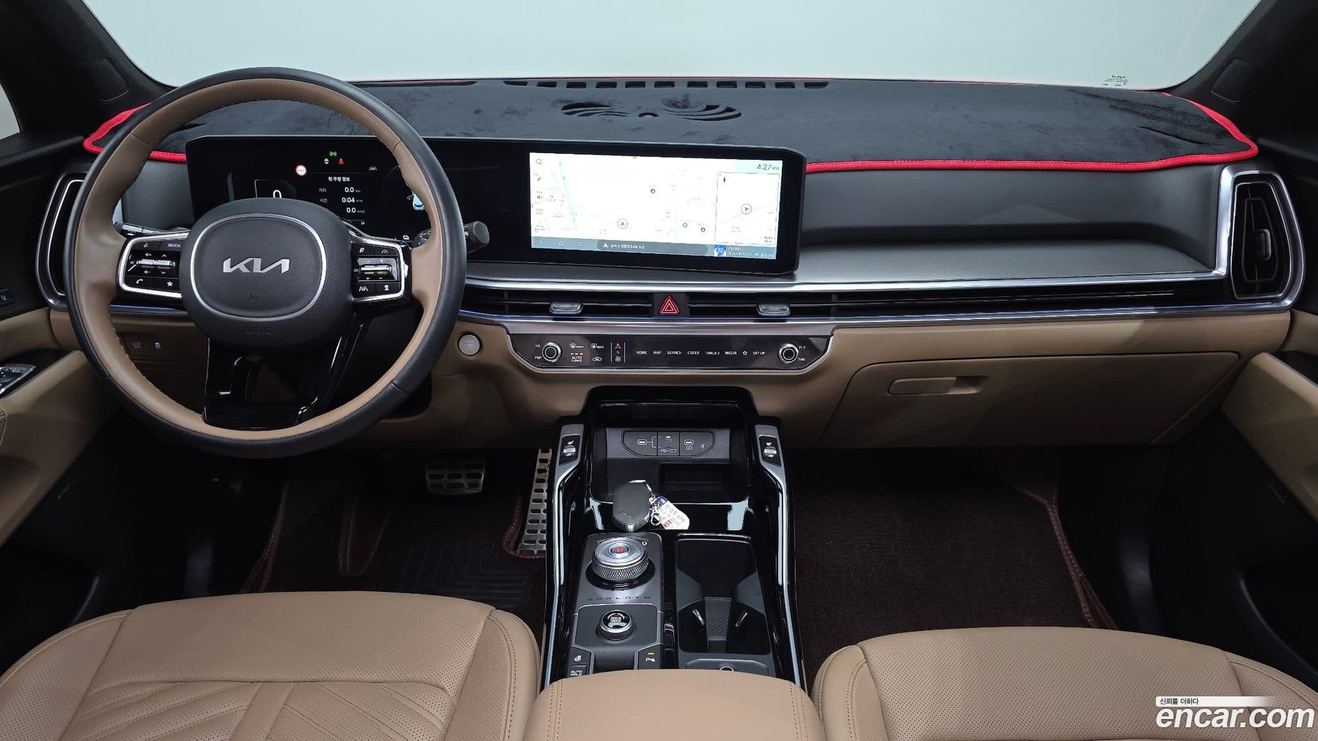Main__Slider__Photo:Sorento Kia 2024.4-6
