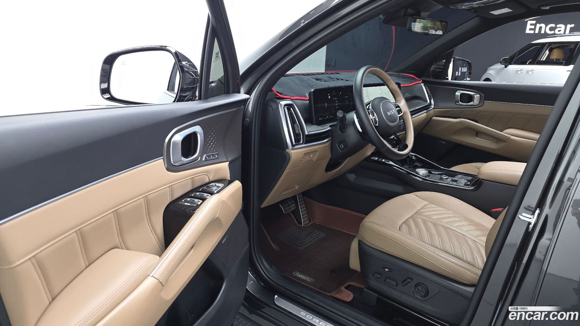 Main__Slider__Photo:Sorento Kia 2024.4-10