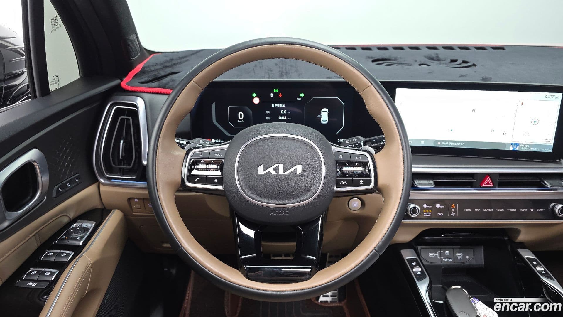 Main__Slider__Photo:Sorento Kia 2024.4-12