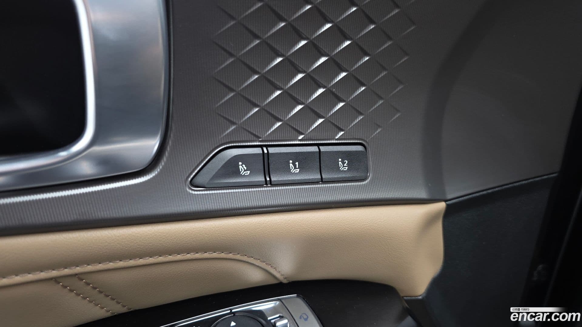 Main__Slider__Photo:Sorento Kia 2024.4-17