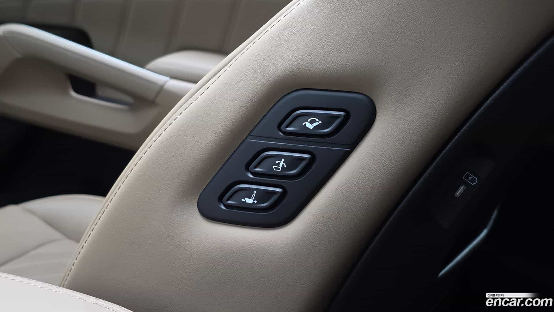 Sorento Kia 2024.4-OPTION-042
