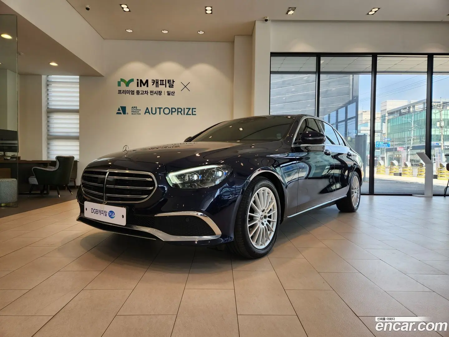 Main__Slider__Photo:E-Class Mercedes-Benz 2021.2-0