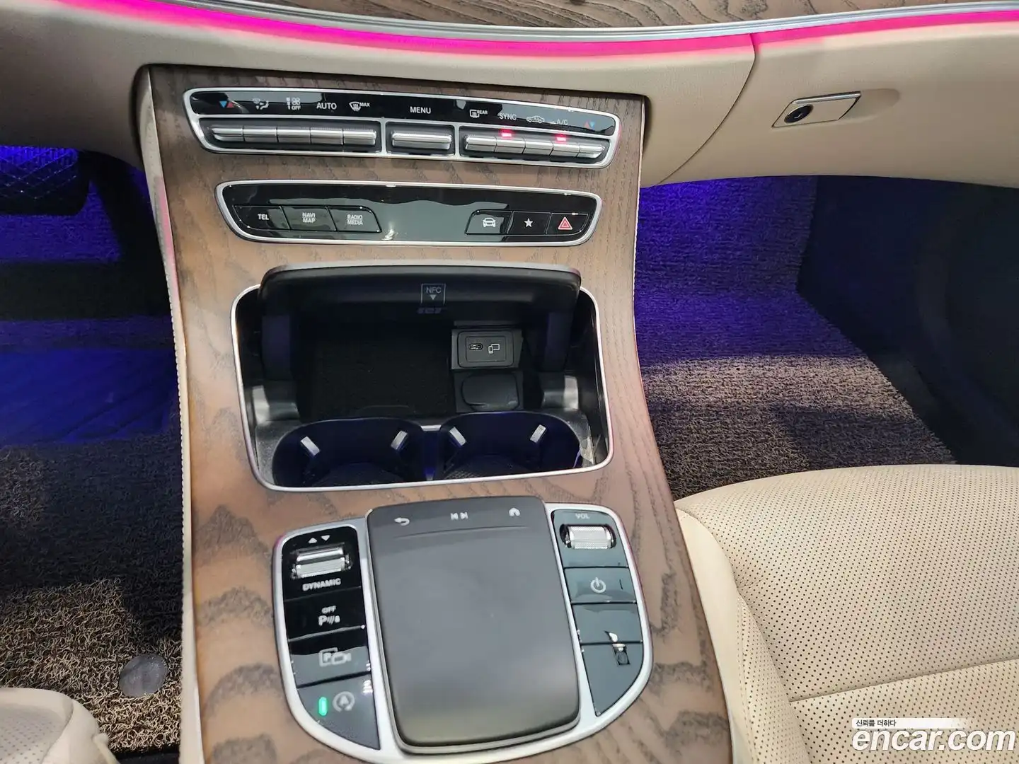 E-Class Mercedes-Benz 2021.2-OPTION-020