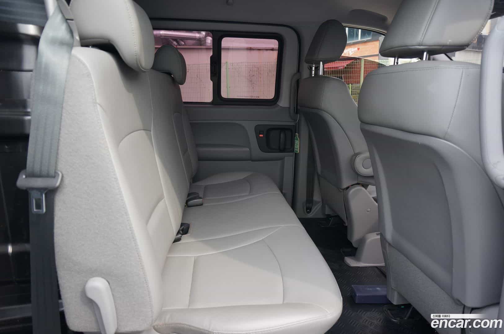 Starex Hyundai 2018.4-OPTION-018