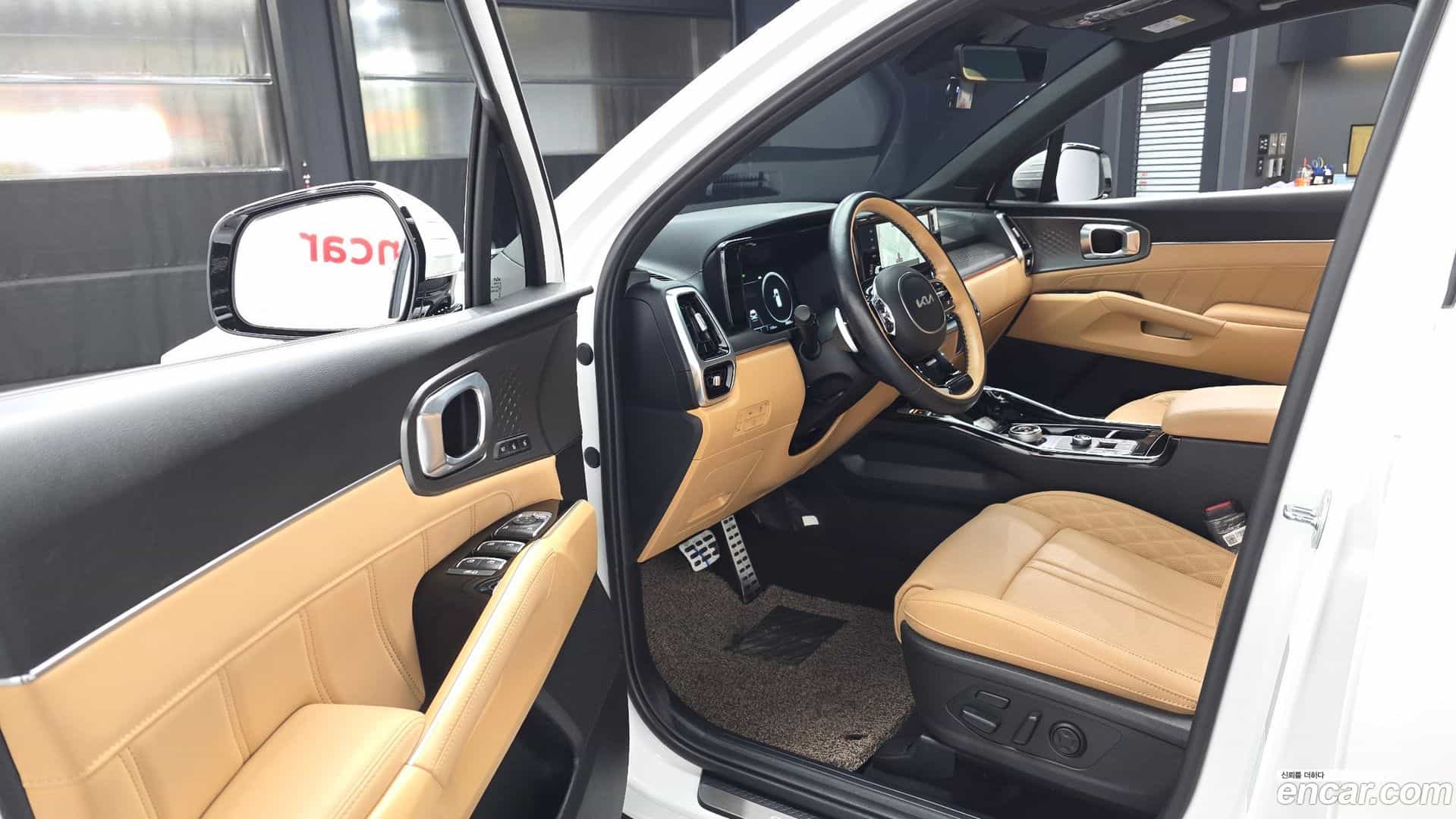 Sorento Kia 2023.4-INNER-010