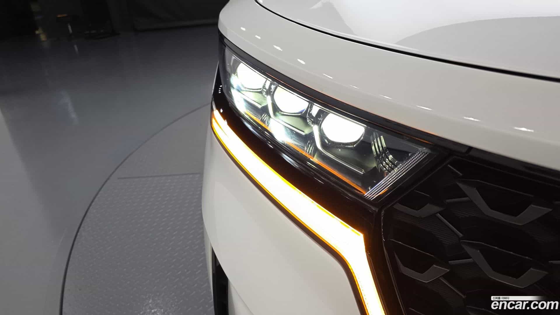 Sorento Kia 2023.4-OUTER-032