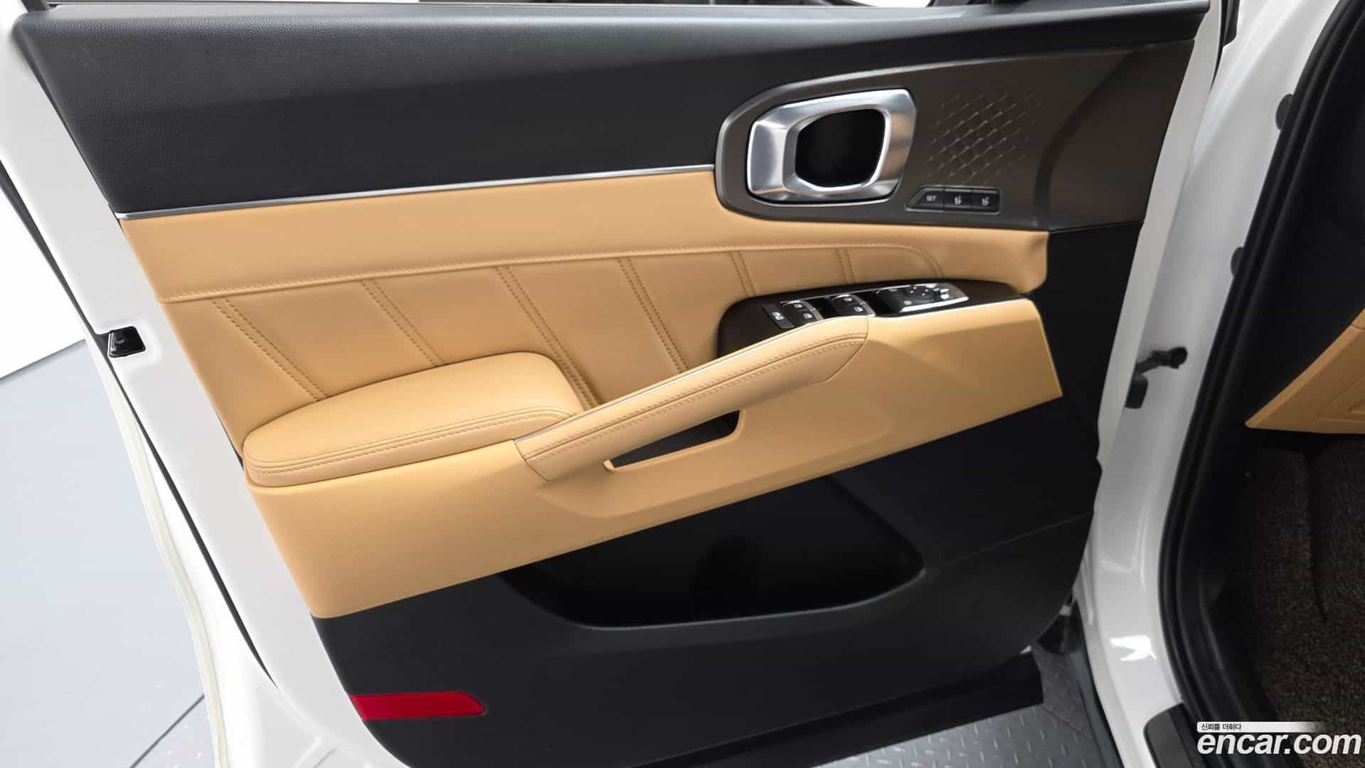 Sorento Kia 2023.4-INNER-034