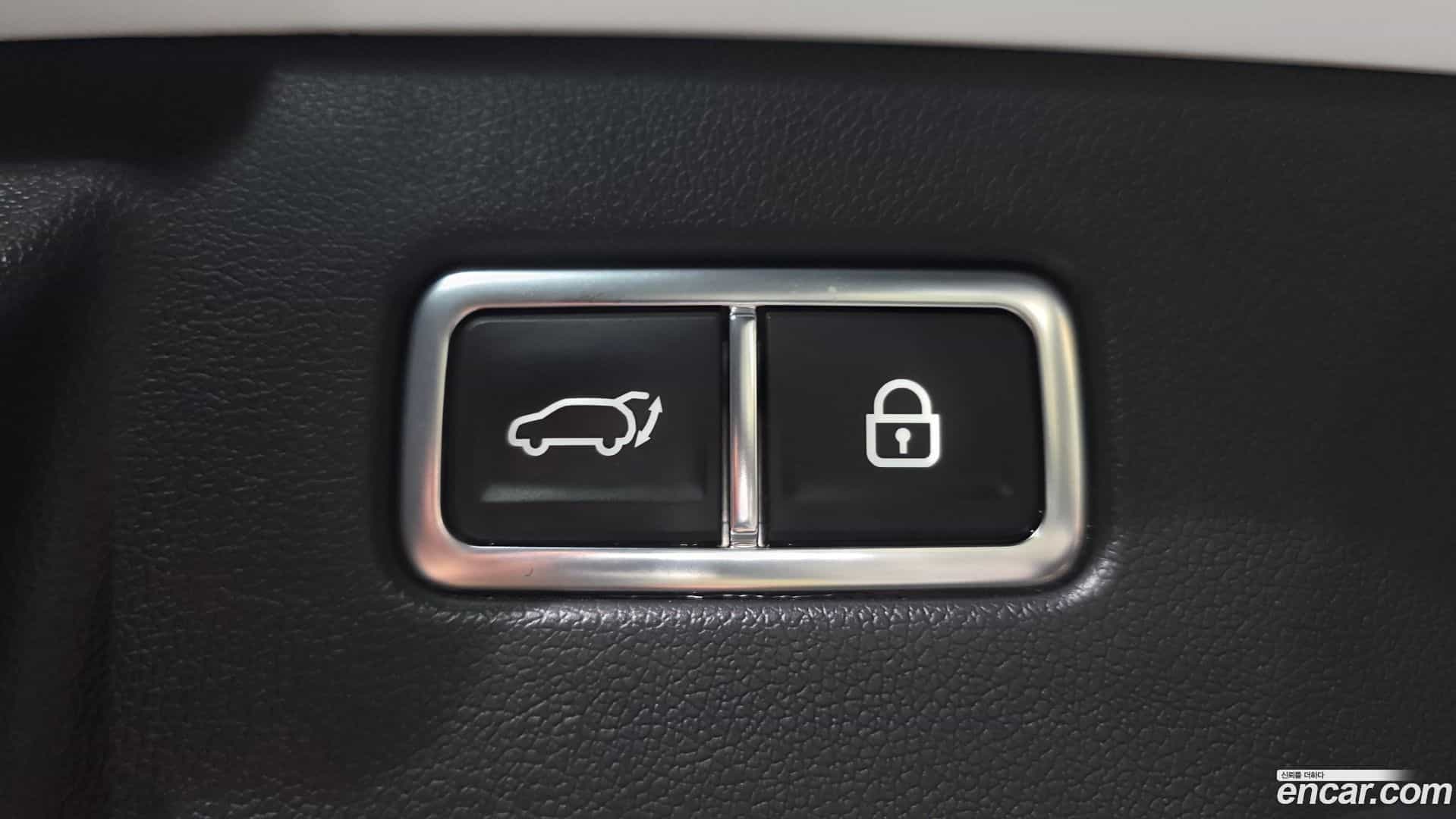 Sorento Kia 2023.4-OPTION-040