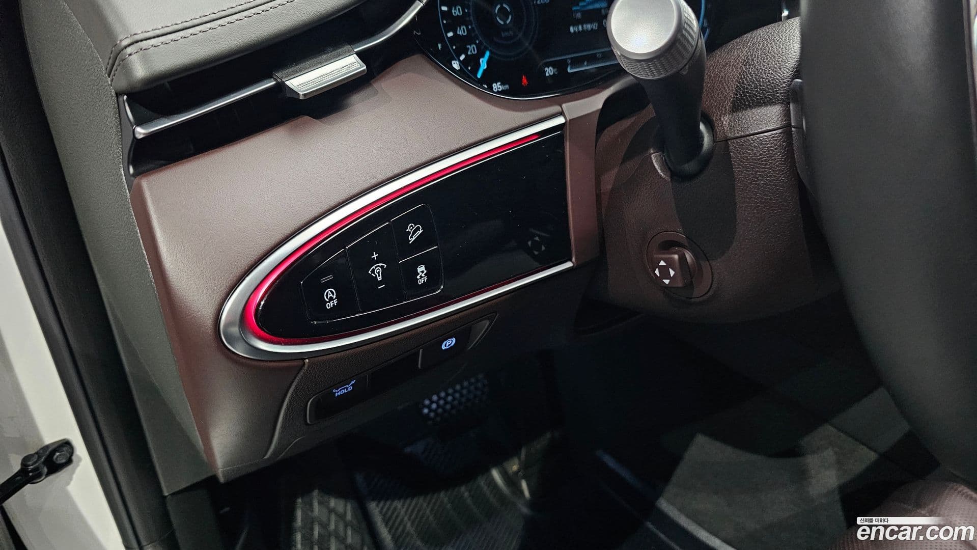 Main__Slider__Photo:GV70 Genesis 2021.2-15