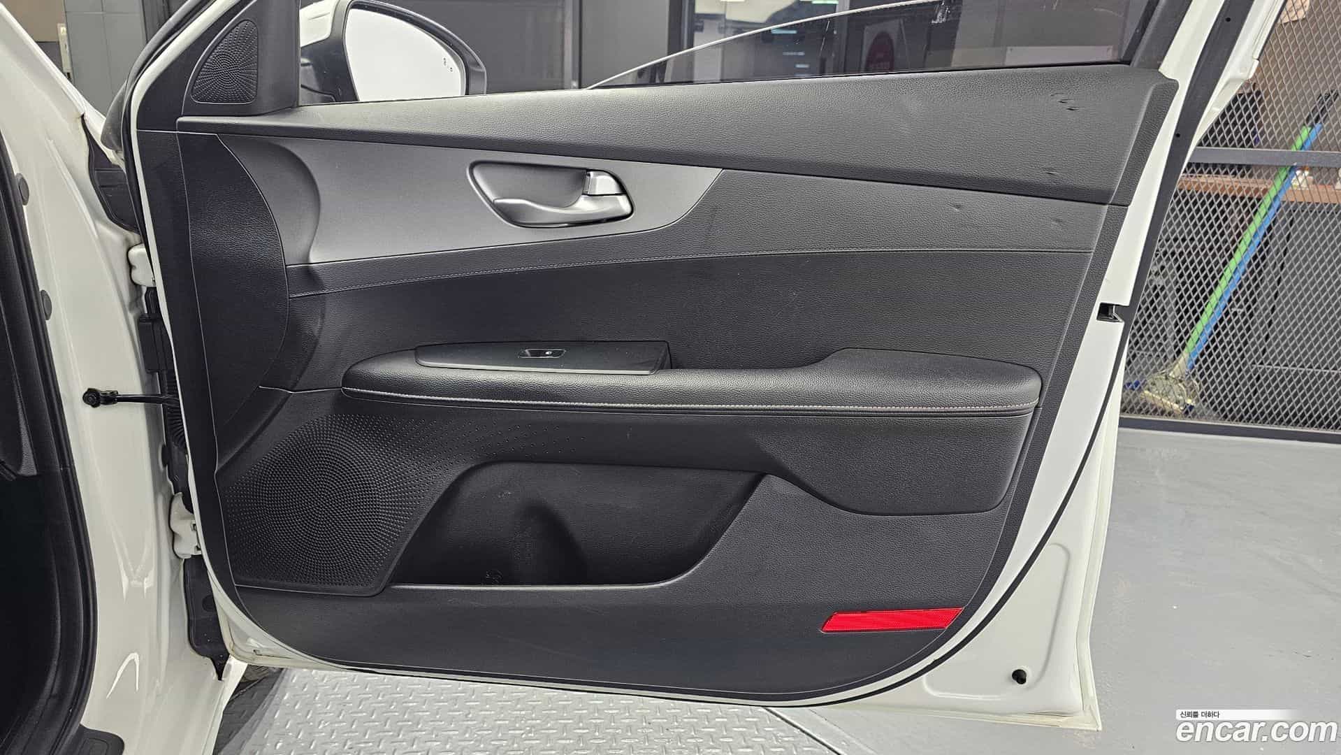 K3 Kia 2021.3-INNER-035