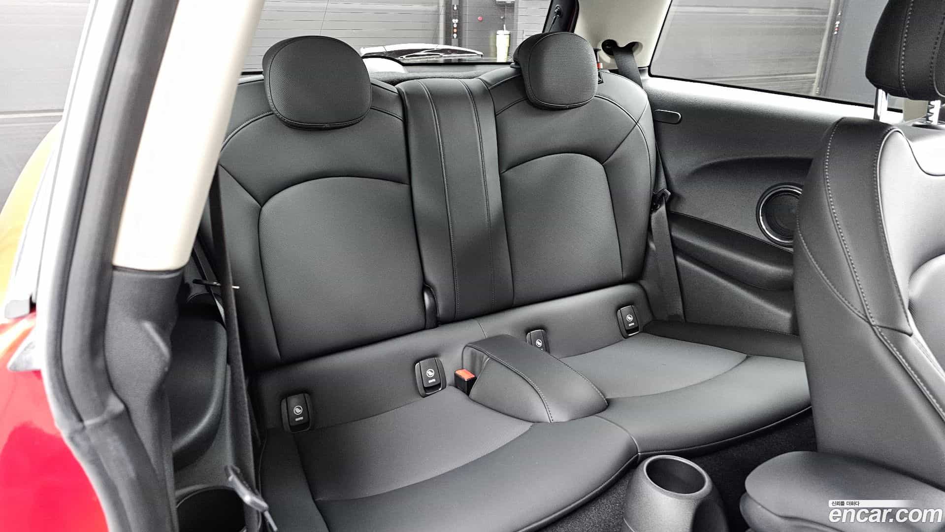 Cooper Mini 2021.5-OPTION-016