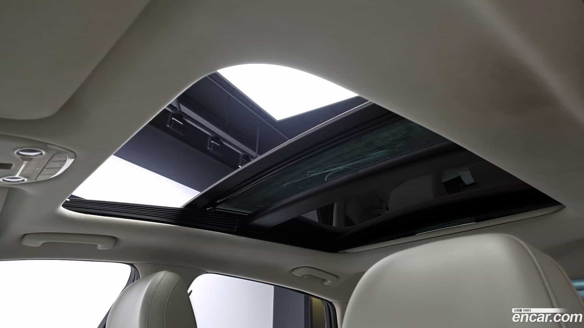 Grandeur Hyundai 2022.4-OPTION-048